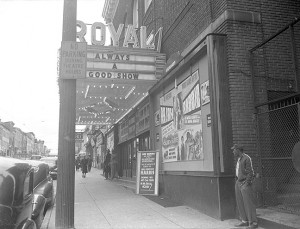 Royal Theatre, Pennsylvania Avenue, 1949, Paul Henderson, HEN.00.B1-001, MdHS.