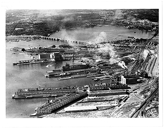A busy port. Western Maryland Railway, Port Covington, no date, Blakeslee Lane, Subject Vertical File, MdHS. 