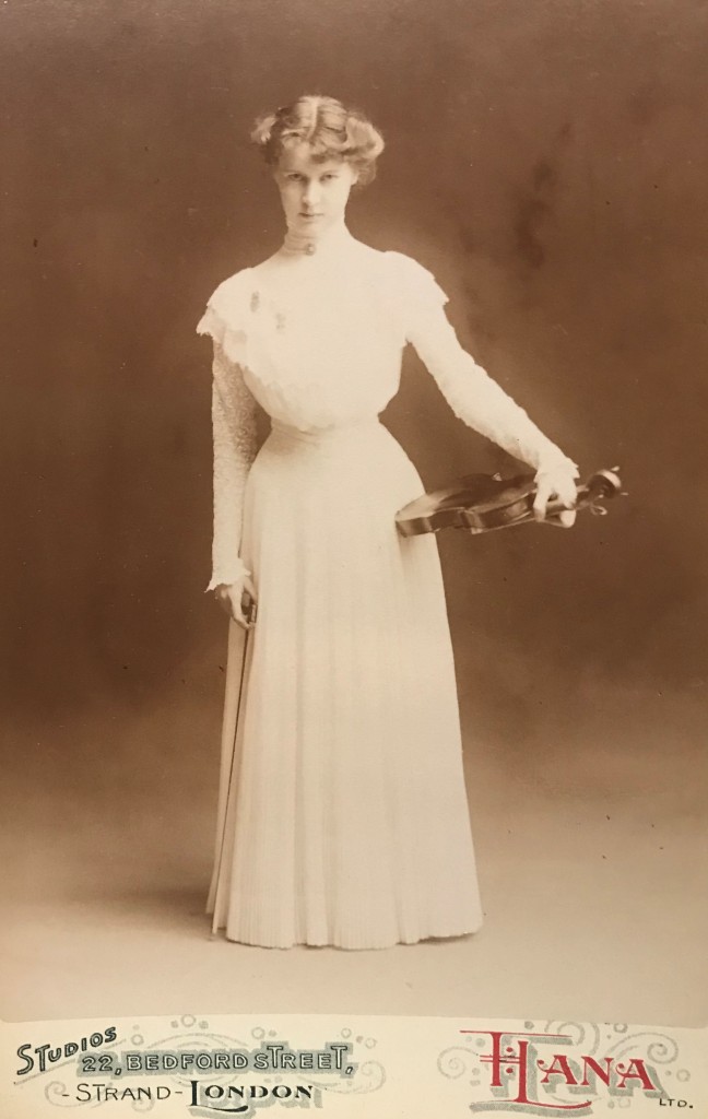 Leonora Jackson, ca 1900, PP306.023, MdHS (reference photo)