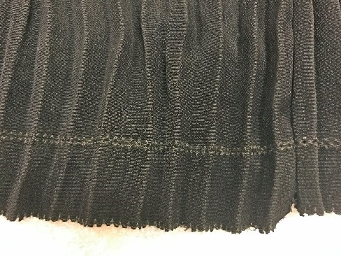 [Figure 6] Hem detail of pleated dress made of Enka Rayon, designed by Claire McCardell, Maryland Historical Society, Gift of Mrs. Adrian McCardell, Jr., 1977.68.6 (Reference Photo).